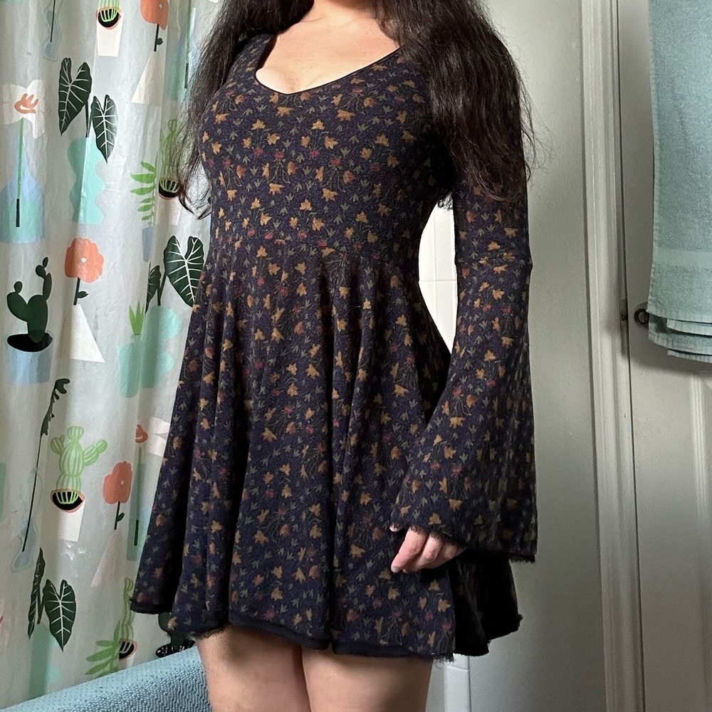 ➠ urban outfitters grunge floral flowy dress